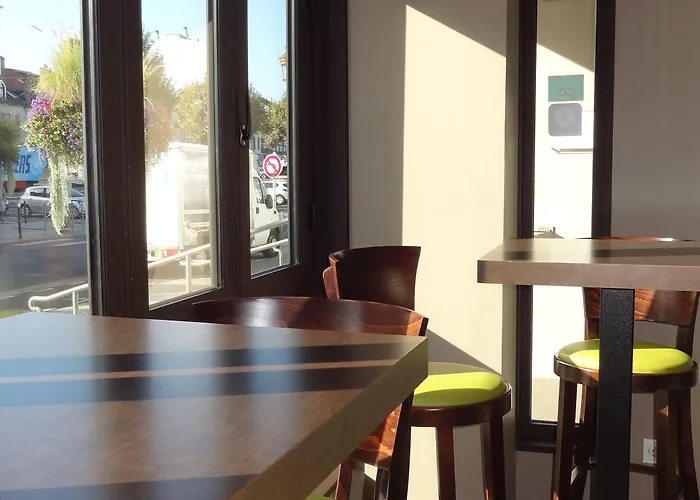 Hotell Cit'hotel De La Marne Tarbes