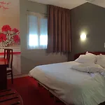 Cit'hotel De La Marne 塔布