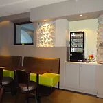 Cit'hotel De La Marne 2*