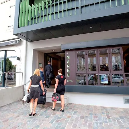 מלון Cit'hotel De La Marne טרבה
