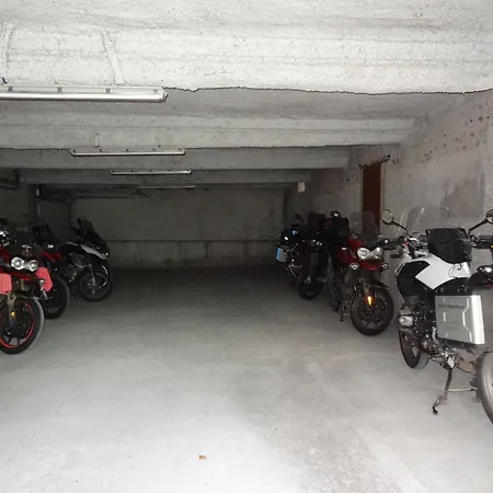 Cit'hotel De La Marne