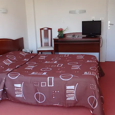 מלון Cit'hotel De La Marne