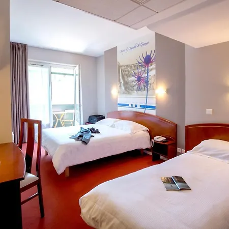 Cit'hotel De La Marne מלון טרבה