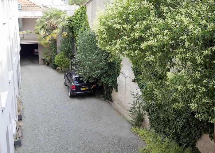 호텔 Cit'hotel De La Marne 2*