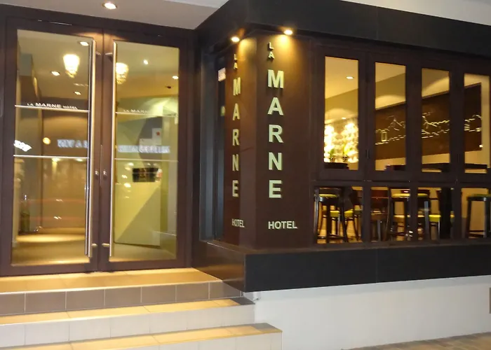 Cit'hotel De La Marne 2* 타르브