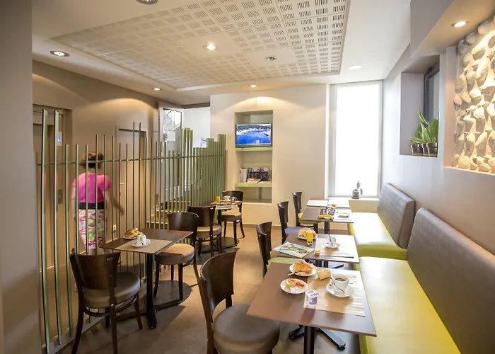 호텔 Cit'hotel De La Marne 2*